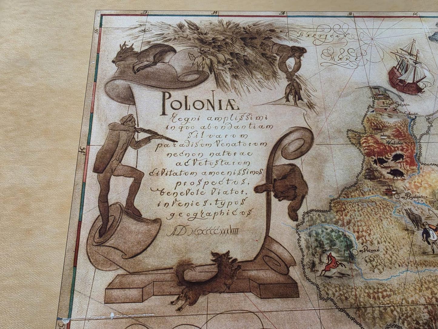 Polen Kaart 1938 Print - ‘Poloniae’ Picturale Kaart door Tadeusz Lipski & Eliasz Kanarek | Vintage Wereldtentoonstelling Muurkunst