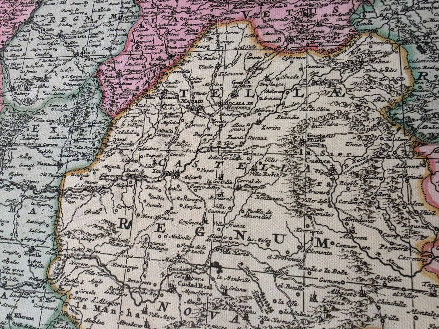 Carte Vintage de l'Ibérie 1740 – Art Mural Historique d'Espagne et du Portugal